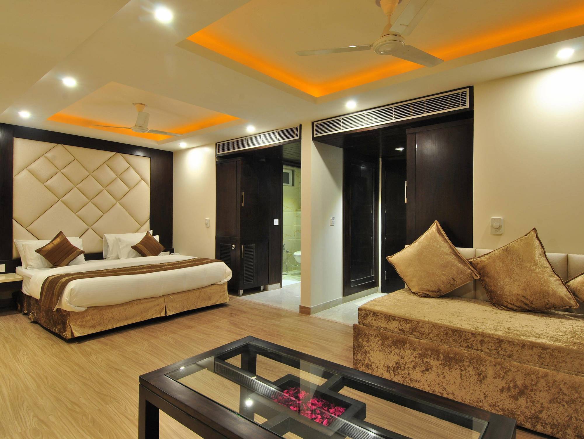 Hotel Sai Miracle - Luxury Living Nové Dillí Exteriér fotografie