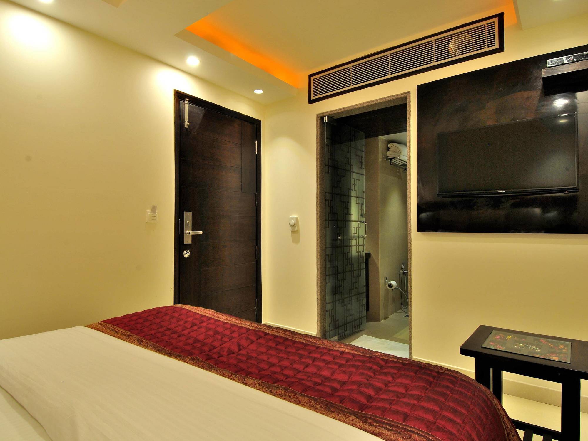 Hotel Sai Miracle - Luxury Living Nové Dillí Exteriér fotografie