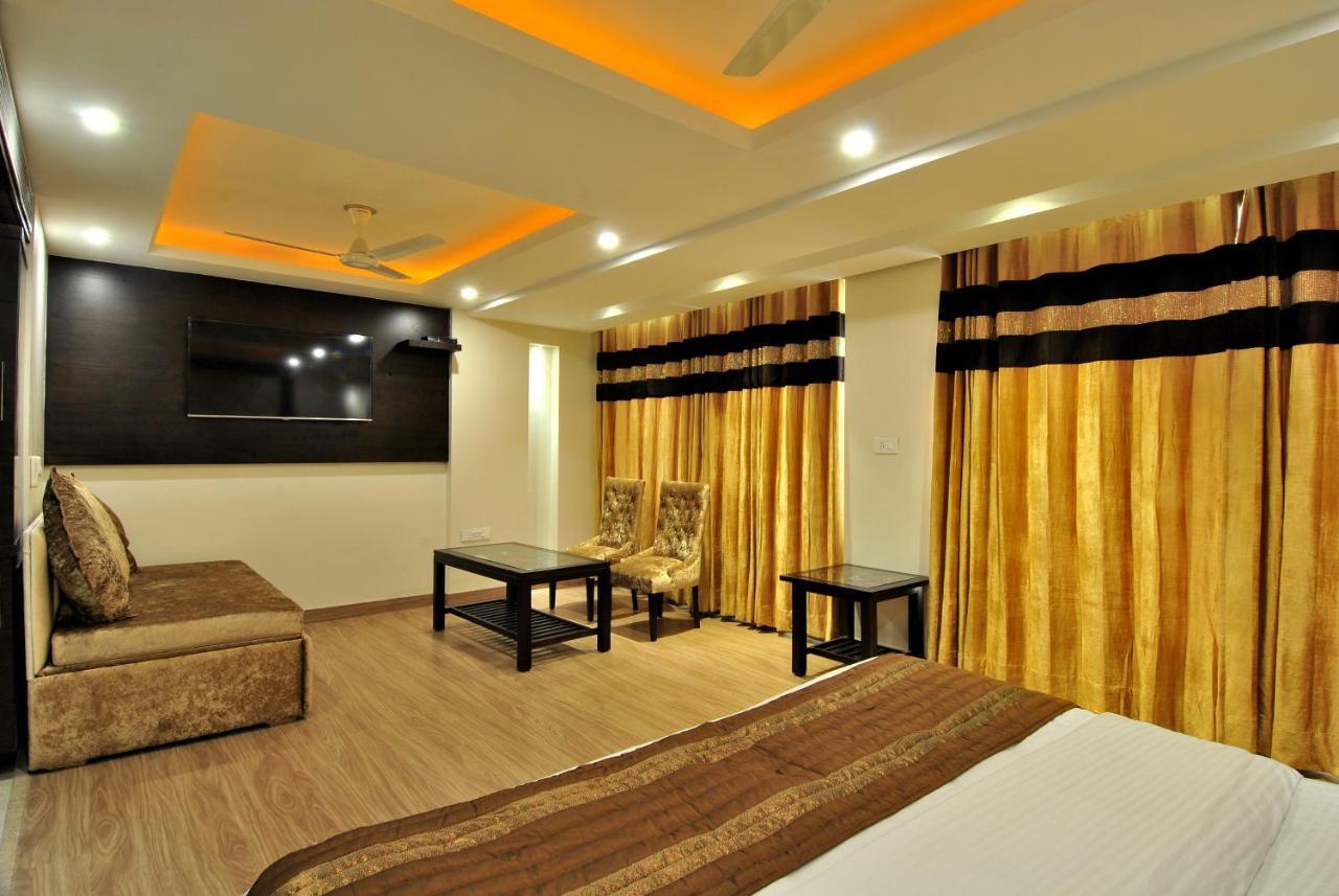 Hotel Sai Miracle - Luxury Living Nové Dillí Exteriér fotografie